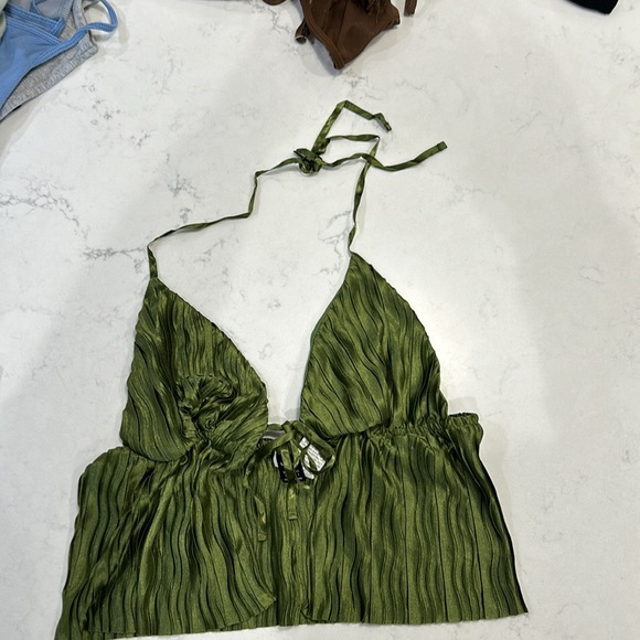 Cropped Tank Lot SHEIN , PEPPERMAYO SIZE SMALL & M - Picture 8 of 10